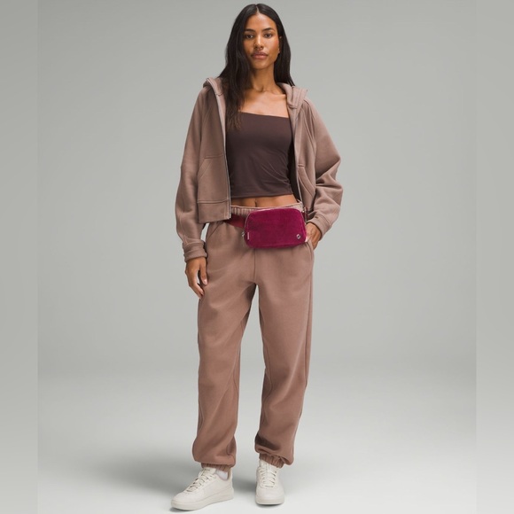 NEW LULULEMON EVERYWHERE BELT BAG CORDUROY - Picture 2 of 9